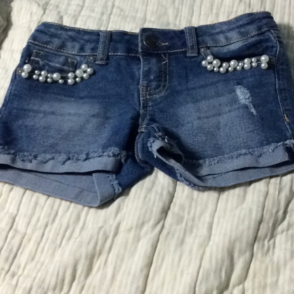 Vigoss shorts girls size 8. K30